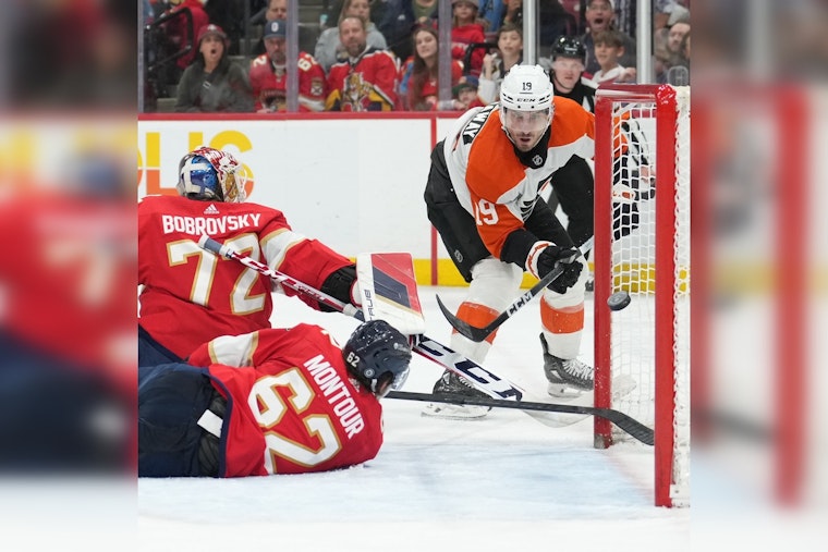 Thrilling Final Seconds See Philadelphia Flyers Clinch Victory Over NHL-Leading Florida Panthers