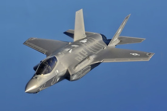 Thunderbirds and F-35s Set to Stun at Luke Days Air Show in West Valley After Six-Year Hiatus