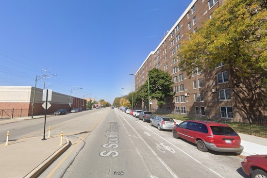 Two Critically Injured in Late-Night South Chicago Apartment Fire