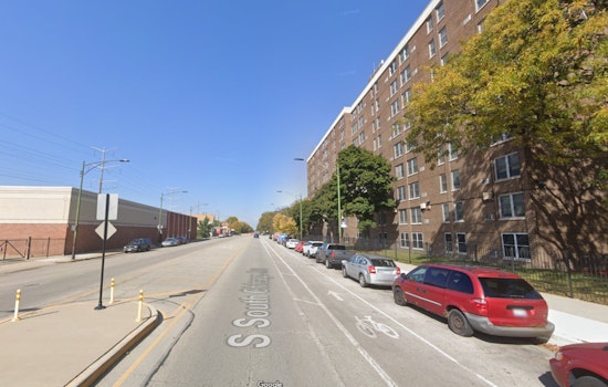 Two Critically Injured in Late-Night South Chicago Apartment Fire