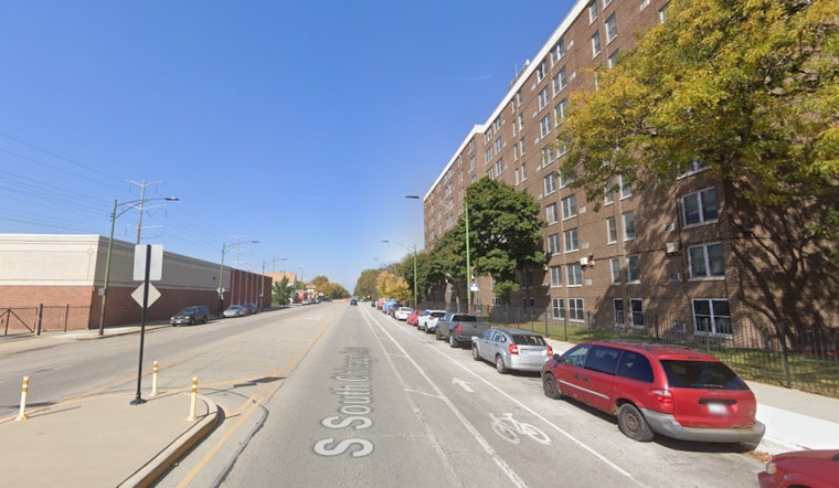 Two Critically Injured in Late-Night South Chicago Apartment Fire