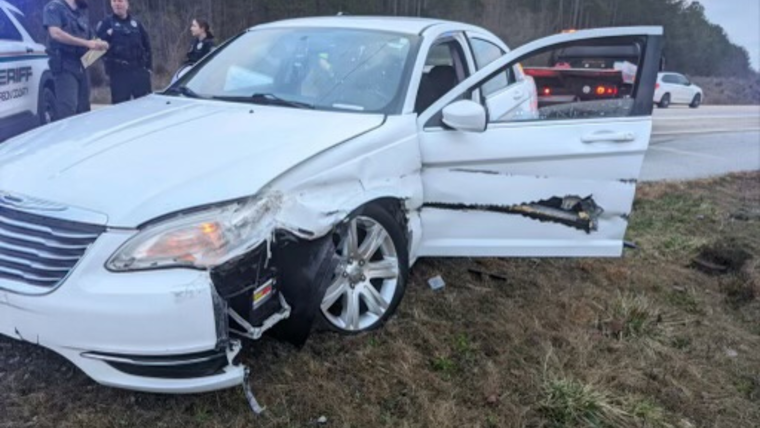 Two Suspects Arrested in Oak Ridge After High-Speed Chase Initiated at Gas Station