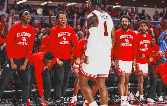 University of Houston Dominates Longwood 86-46, Sets Stage for Texas Showdown with A&M in NCAA Round of 32
