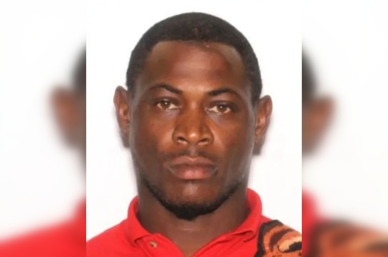 Urgent Search for 28-Year-Old Man Reported Missing in Oakland Park, Florida