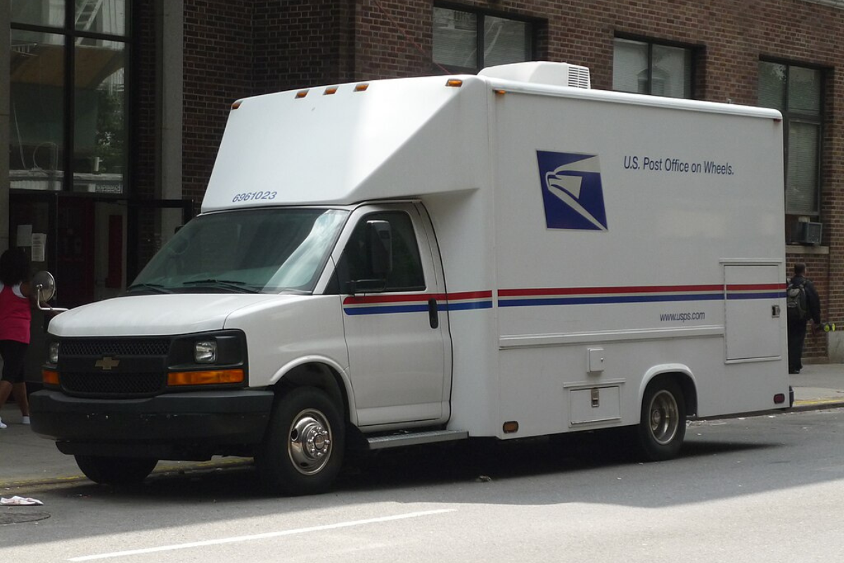 USPS Offers $150K Reward For Oakland Postal Carrier Robbery As Rise In