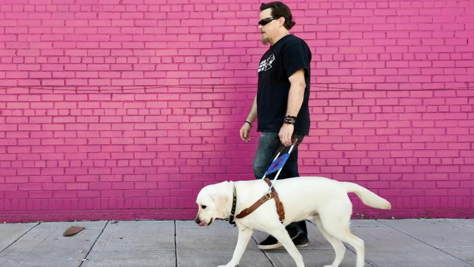 Visually Impaired Artist John Bramblitt to Paint Vibrant Mural for