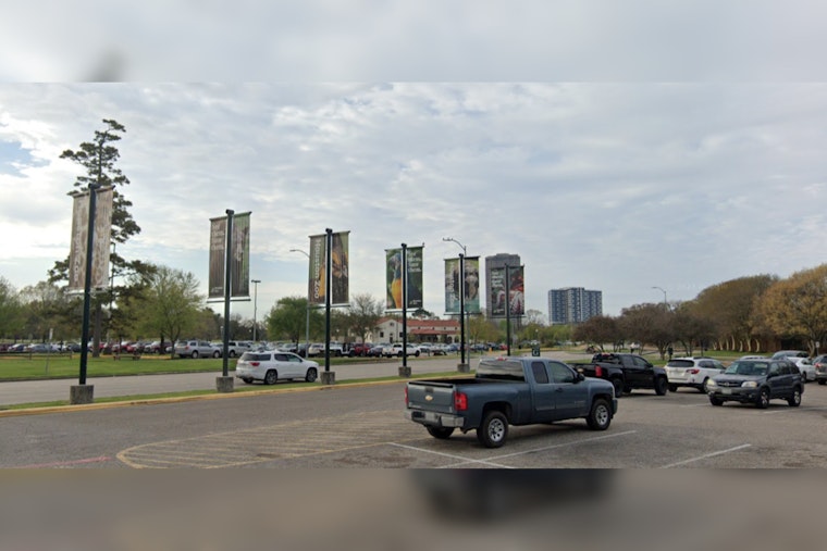 Woman Hospitalized After Being Shot by Security Guards Over Parking Dispute at Houston Zoo
