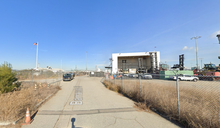 Worker Fatally Trapped Under Forklift at San Pedro's Berth 270, LAFD and Multiple Agencies Investigate