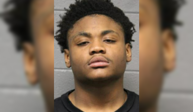 18-Year-Old Charged With Robbery on Chicago Transit Authority Property