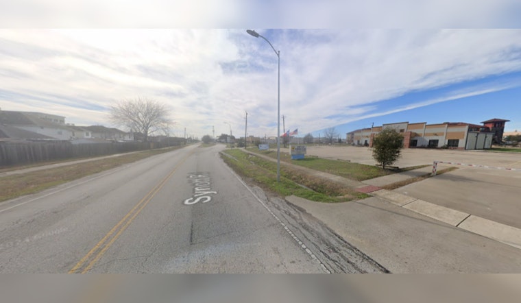 2 Dead, 1 Injured in Tragic Head-On Collision on Houston's Synott Road