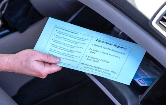 Arizona Launches Blue Envelope Initiative to Aid Autistic Drivers During Traffic Stops