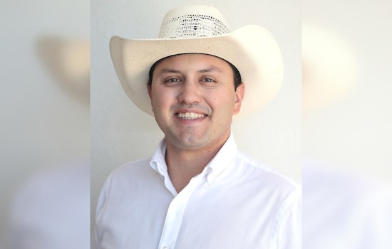 Arizona Rep. Austin Smith Ends Reelection Bid, Resigns from Turning Point Amid Forged Signatures Accusations