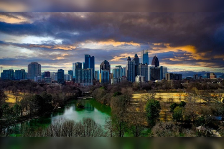 Atlanta's Week Ahead: Mix of Showers and Sunshine with Temperatures in the 70s