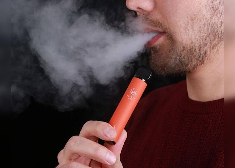 Letrero Con Texto En Inglés «please Not Throw Cigarette Coll | Meses