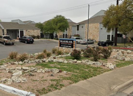 Austin Police Searching for Suspect in North Austin Shooting That Left Man Dead