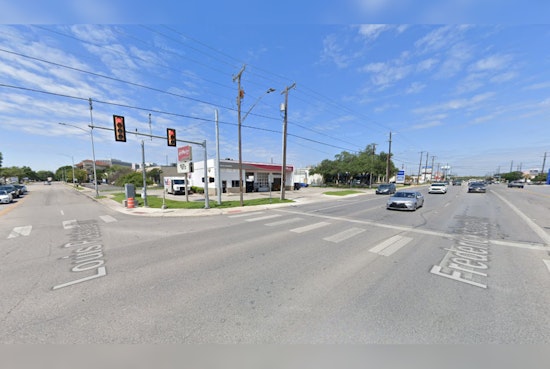 Barricaded Suspect Shuts Down Major Intersection in San Antonio, Disrupts Morning Commute