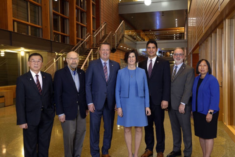 Bellevue City Council Seeks Volunteers for Arts, Library, and Transportation Boards