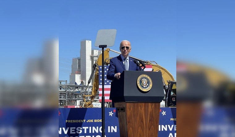 Biden Hails Arizona as Future Semiconductor Titan With $8.5B Intel Deal