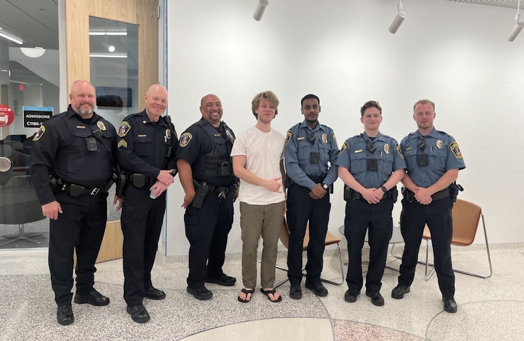 Bloomington Police Encounter Jon Bon Jovi Lookalike Who's Unaware of His Rockstar Twin
