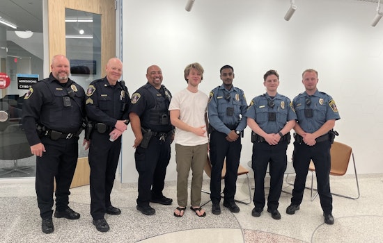 Bloomington Police Encounter Jon Bon Jovi Lookalike Who's Unaware of His Rockstar Twin
