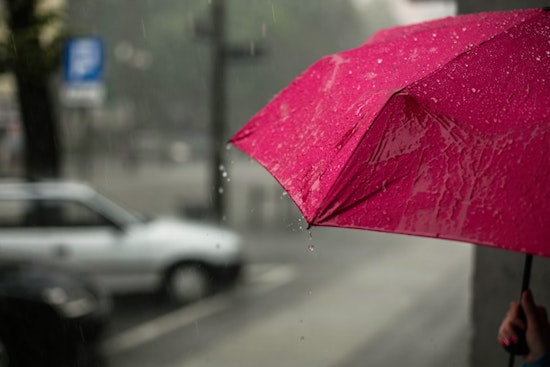 Boston Braces for Showers Ahead of Sunny Marathon Monday Amid Changeable Spring Forecast