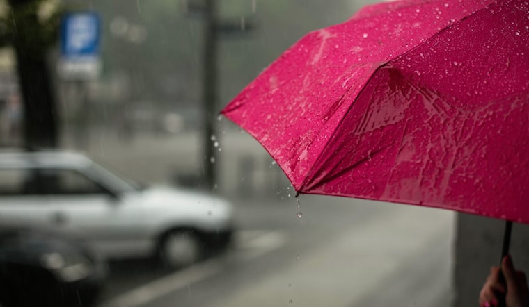 Boston Braces for Showers Ahead of Sunny Marathon Monday Amid Changeable Spring Forecast