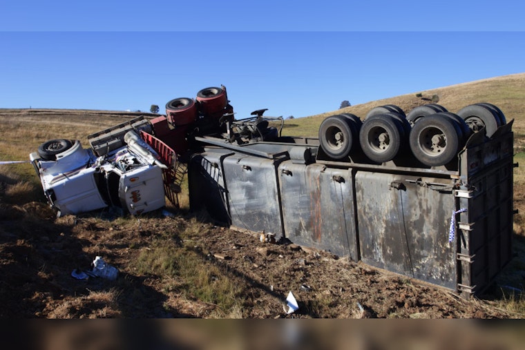 Box Truck Rollover on I-495 in Berlin, MA Causes Injuries and Traffic Delays