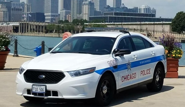 Chicago Police Issue Alert After Multiple Early Morning Armed Robberies in Central District