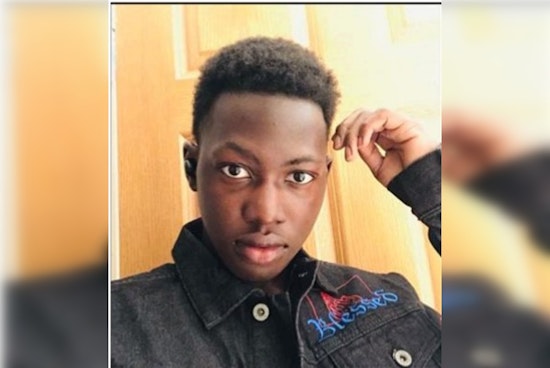 Chicago Police Issue Missing Person Alert for 24-Year-Old Elijah Okunola, Last Seen in Downtown Area