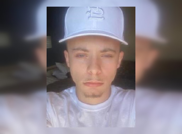 Chicago Police Seek Help Locating Missing 20 Year Old Jordan Heslin