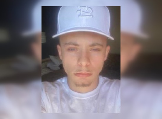 Chicago Police Seek Help Locating Missing 20-Year-Old Jordan Heslin From Downtown Area