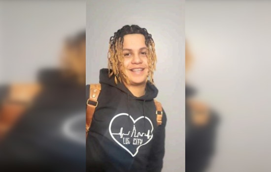 Chicago Police Seek Public's Help to Find Missing Teen Jaelanie Velez, Feared to Need Medical Attention