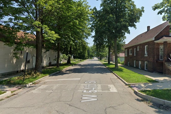 Chicago Police Seek Suspects in Series of Armed Robberies in Deering Neighborhood