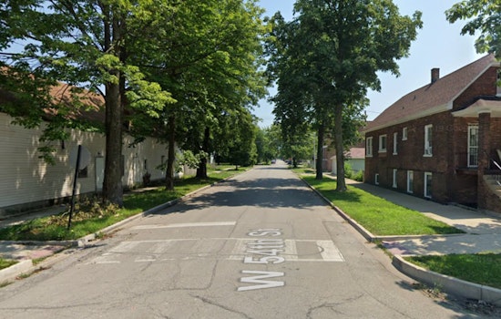 Chicago Police Seek Suspects in Series of Armed Robberies in Deering Neighborhood