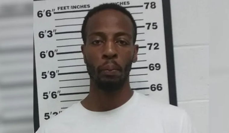 Corinth Stabbing Suspect Dezmond Irons Surrenders to Police After Public Appeal