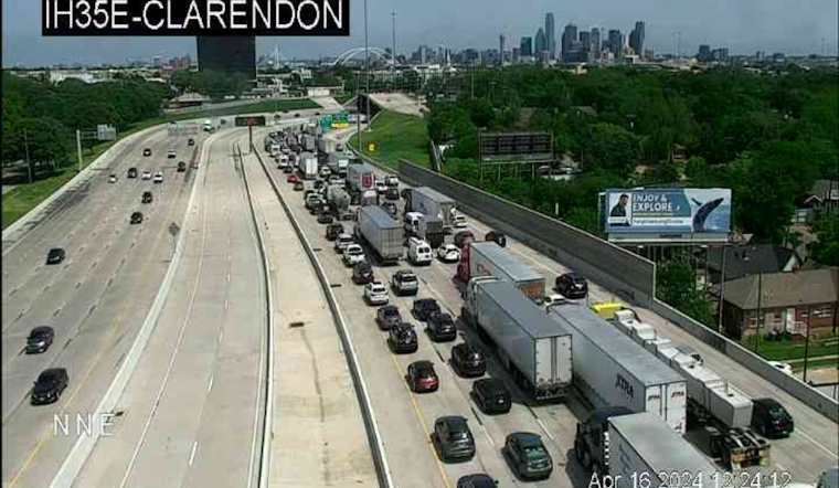 Dallas County Deputies Responsively Manage 18-Wheeler Collision and Fuel Spill, Restoring Highway Flow