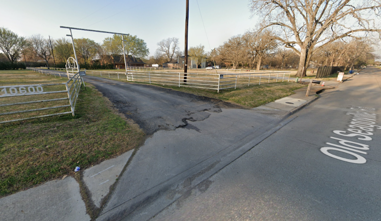 Dallas Police Investigate Late-Night Shooting That Leaves 31-Year-Old Man Dead on Seagoville Road