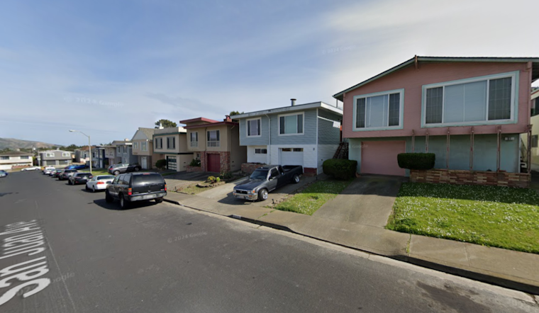 Daly City Firefighters Prevent Spread of Fire at Home, Residents Evacuate Safely