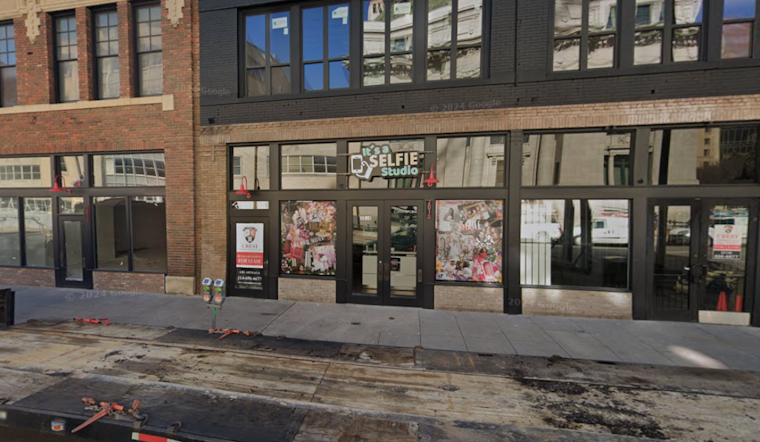 Downtown Dallas Welcomes "It’s a Selfie Studio" – The Ultimate Destination for Snap-Happy Patrons
