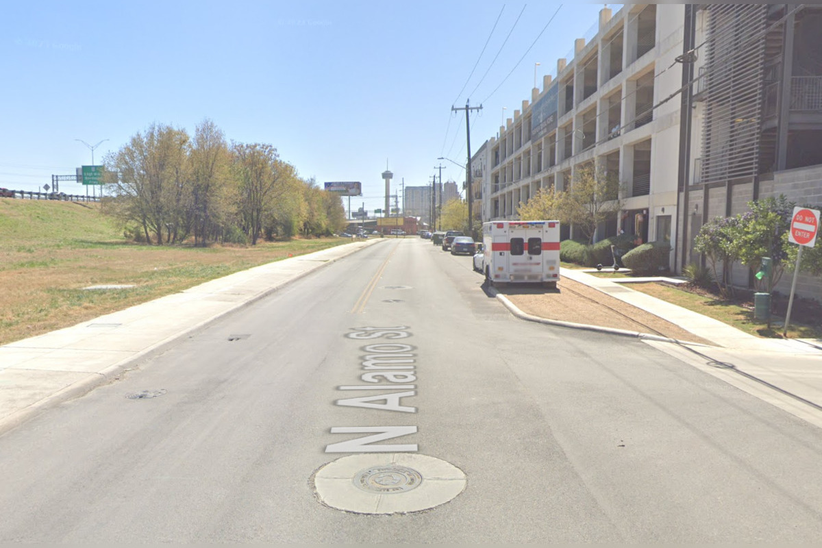 Downtown San Antonio Accident, Motorcyclist Hospitalized with Double