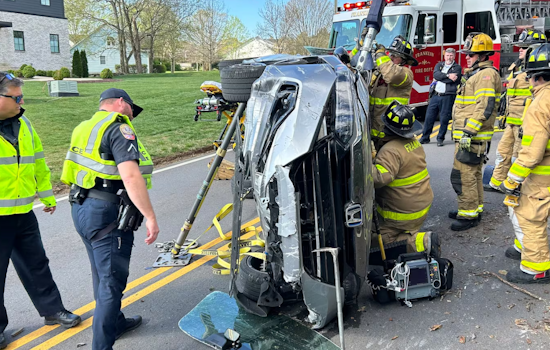 Driver Injured in Rollover Crash on Carlisle Lane in Franklin, Authorities Investigate Cause