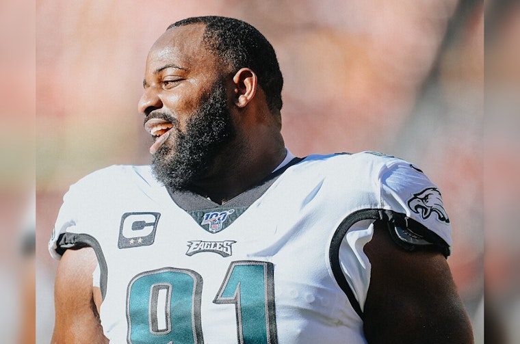 Eagles Veteran Fletcher Cox Retires with Emotional Tribute to Family and Philadelphia Fans
