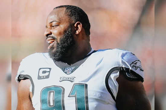 Eagles Veteran Fletcher Cox Retires with Emotional Tribute to Family and Philadelphia Fans