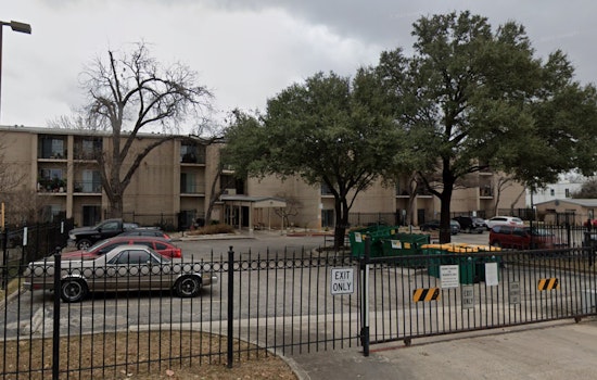 Elderly Man Fatally Stabbed at Senior Complex in San Antonio, Suspect in Custody