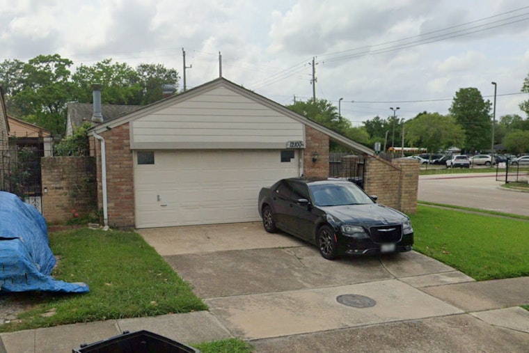 Firefighters Quell Early Morning Blaze in Houston's Westbury Area, No Injuries Reported