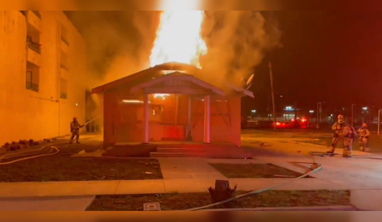 Firefighters Uncover Fatality in Abandoned Santa Ana House Fire, Investigation Underway