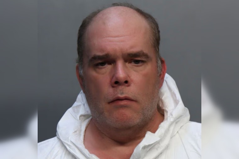 Florida City Man Accused of Fatally Shooting Former Girlfriend, Surrenders with Body at Police Station