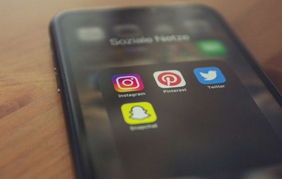 Former Illinois Teacher Sentenced to 10 Years for Soliciting Explicit Images from Minors on Snapchat