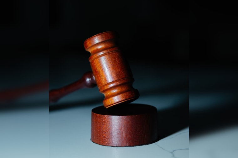 Former Warren Police Officer Pleads Guilty to Federal Civil Rights Offense for Assaulting Arrestee