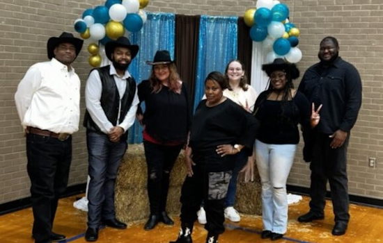 Fort Worth Seniors Saddle Up for Western-Themed Legacy Ball at Highland Hills Community Center